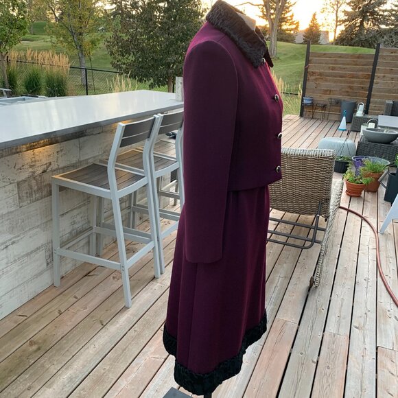 Vintage 60s Burgundy Black Faux Fur Trim 2 Pc Belted Dress Cropped Blazer Set - Picture 2 of 16